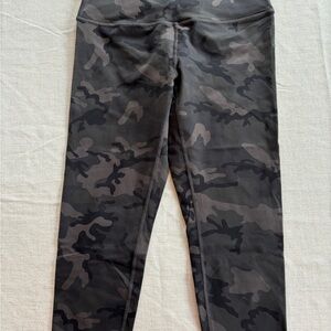 ZYIA women’s Black and Gray Camouflage Leggings